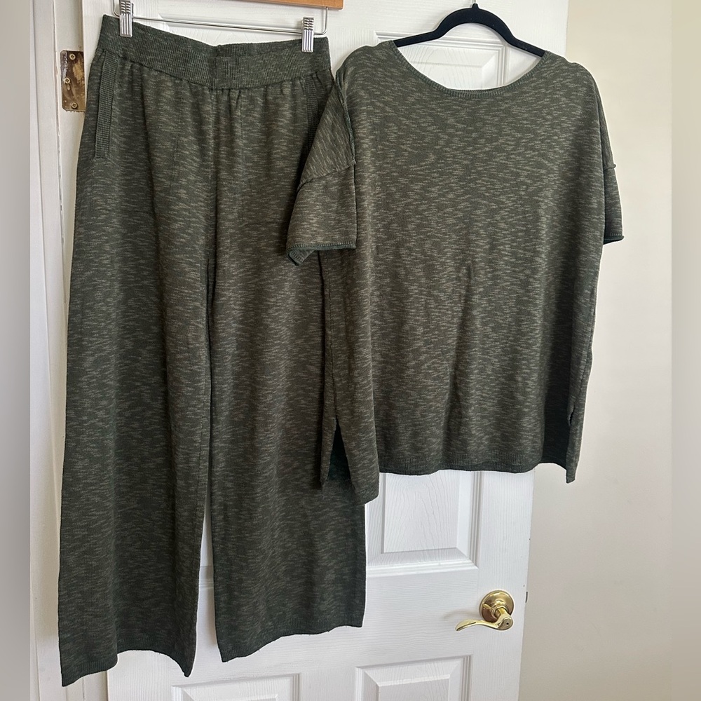 Cozy Olive Knit Lounge Set - Top & Wide Leg Pants Medium